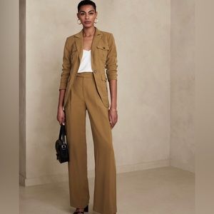 NWT! Banana Republic Wide-Leg Pant